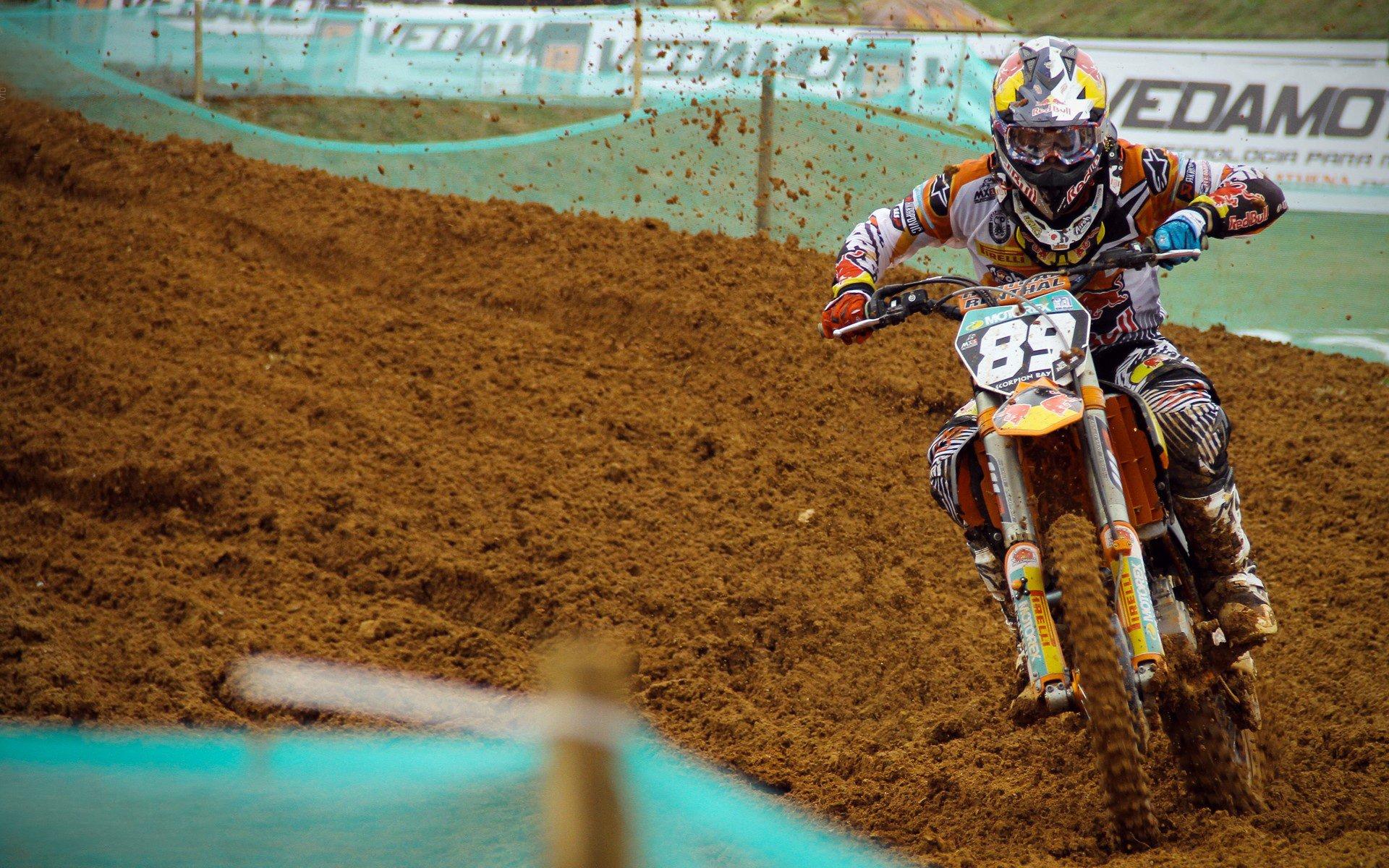 小贝林快问快答，偶像是杰拉德，梦想捧起世界杯