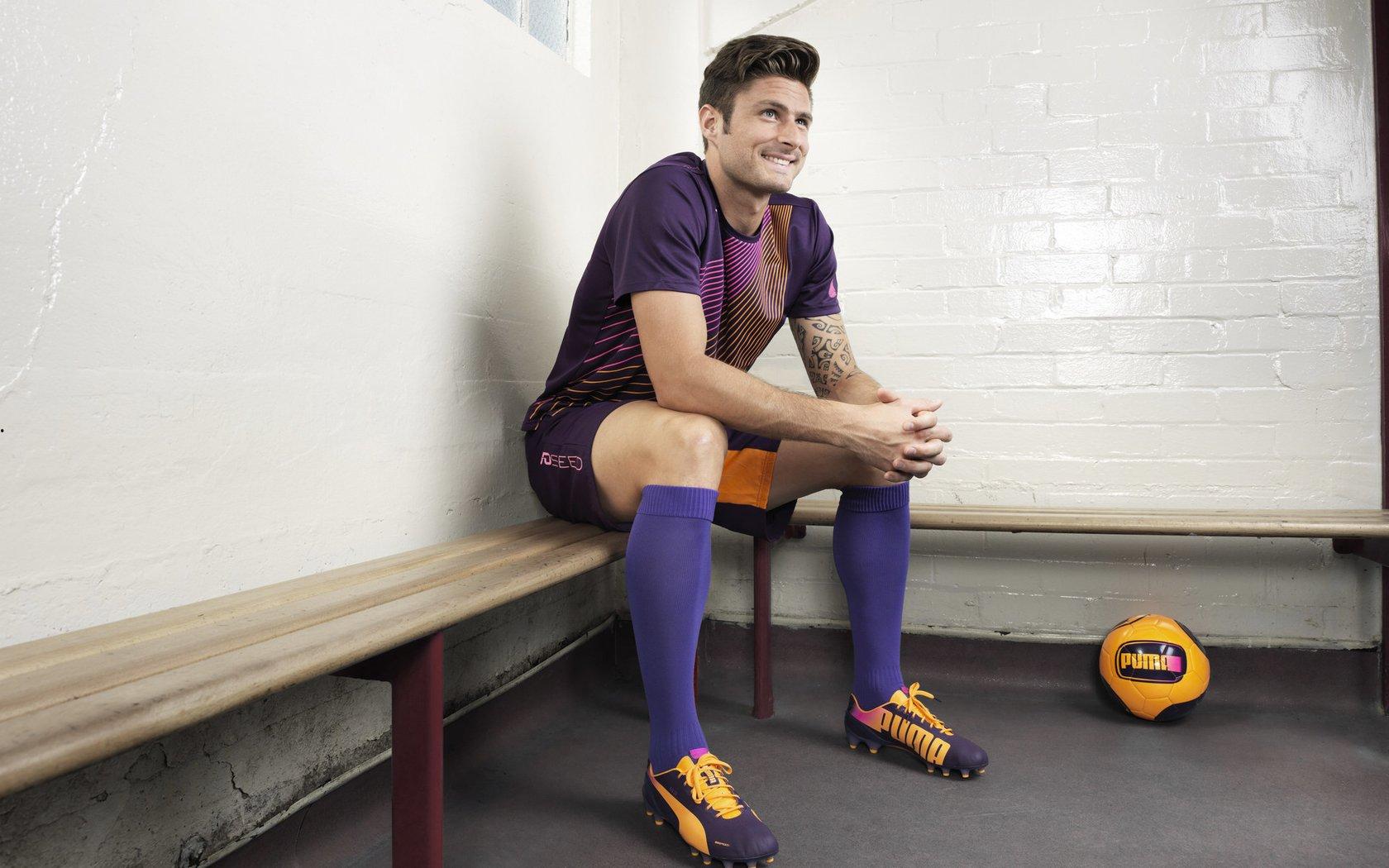 库里三分持续低迷 单场13中1还能赢球历史独一份